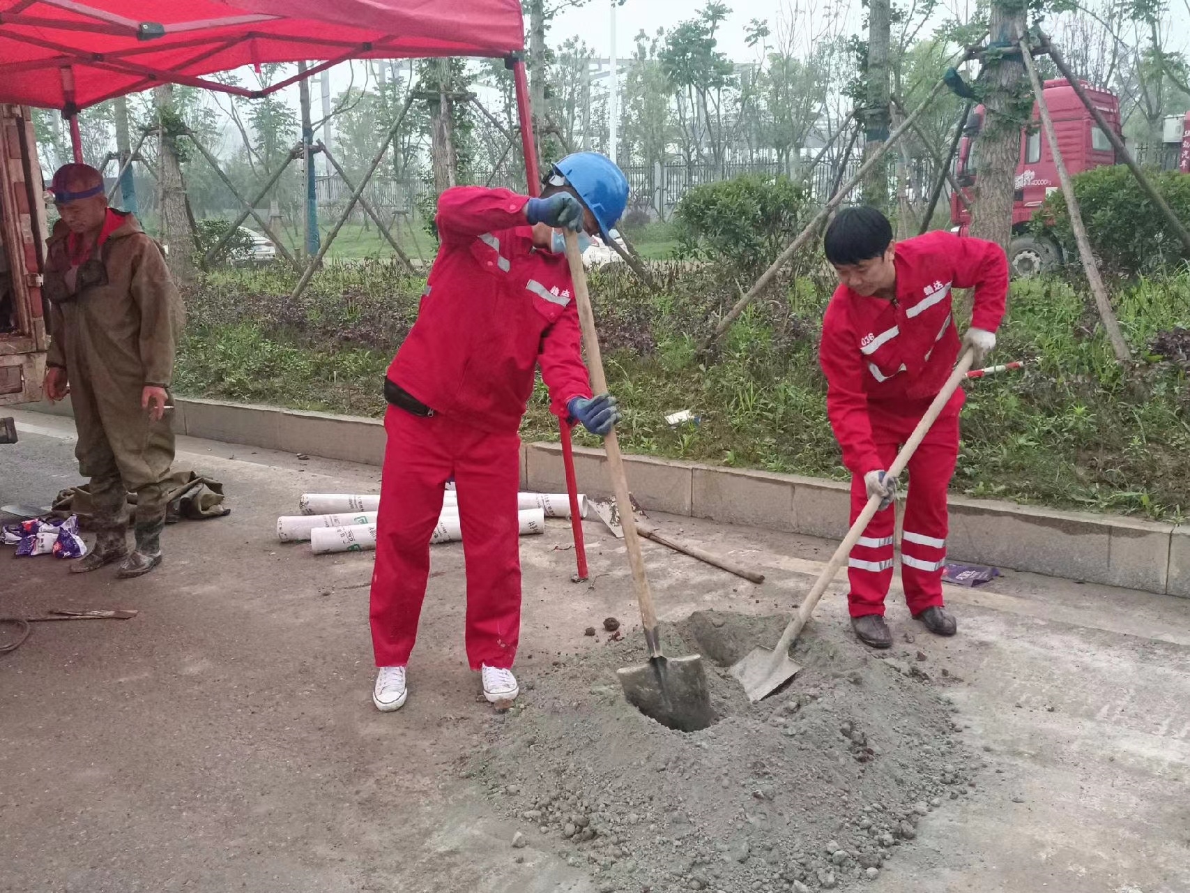 七星管道疏通哪家好】及时进行市政管道清淤